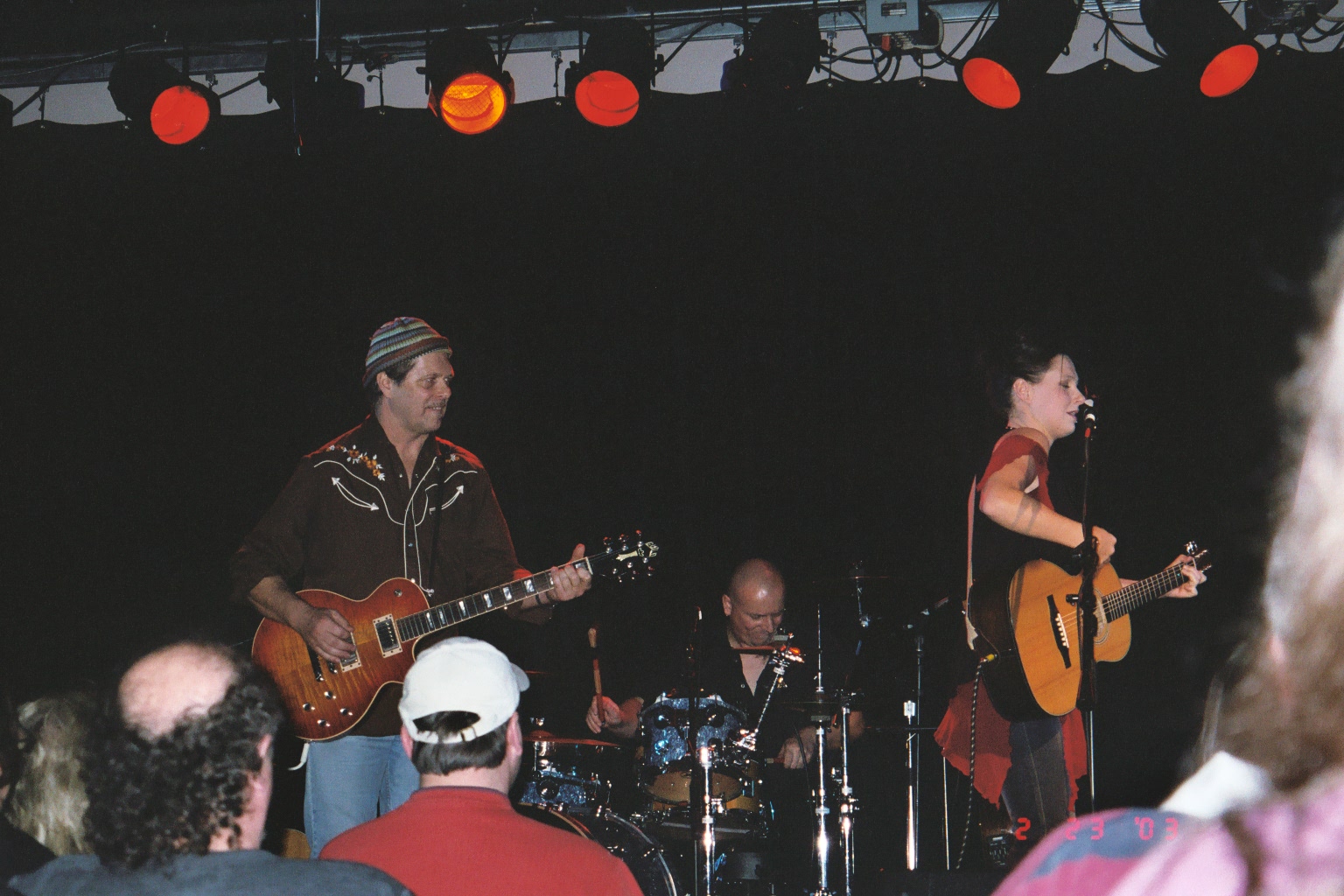 kc022303_8.jpg